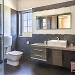 Stylish & Luxury Villa With Pool, Biliard, Extra Pool Heating Available - Wiibuk * Pula