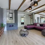 Stylish & Luxury Villa With Pool, Biliard, Extra Pool Heating Available - Wiibuk * Pula