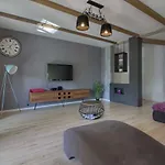 Villa Stylish & Luxury Villa With Pool, Biliard, Extra Pool Heating Available - Wiibuk *