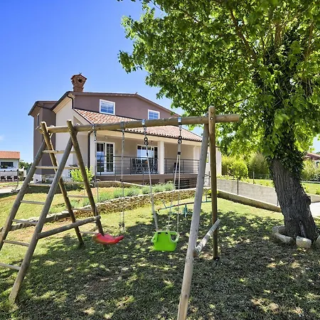 Stylish & Luxury Villa With Pool, Biliard, Extra Pool Heating Available - Wiibuk * Pula