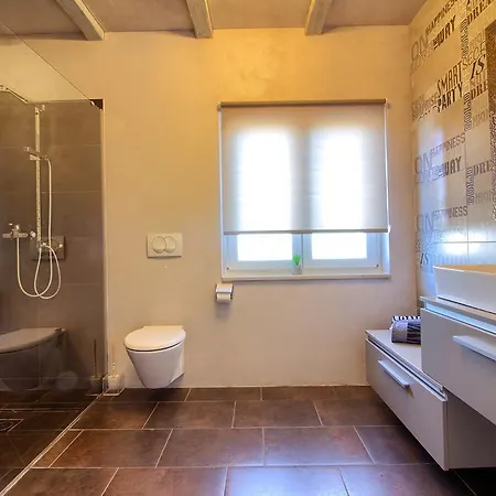 Villa Stylish & Luxury With Pool, Biliard, Extra Pool Heating Available - Wiibuk *