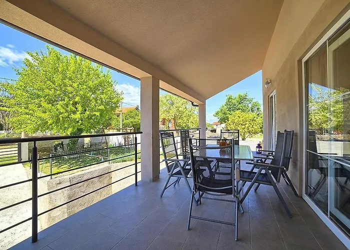 Stylish & Luxury With Pool, Biliard, Extra Pool Heating Available - Wiibuk * 풀라