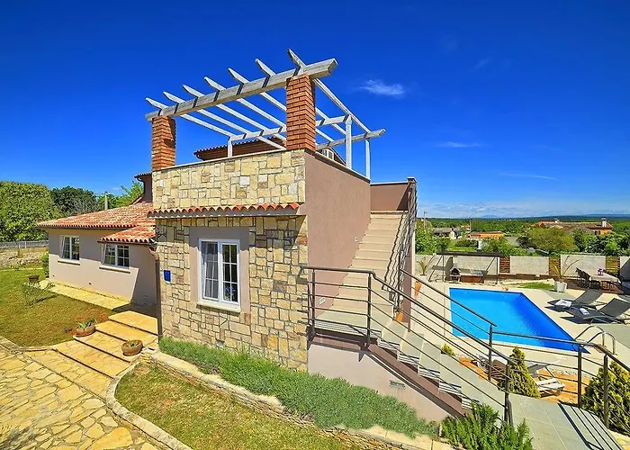 Villa Stylish & Luxury Villa With Pool, Biliard, Extra Pool Heating Available - Wiibuk *