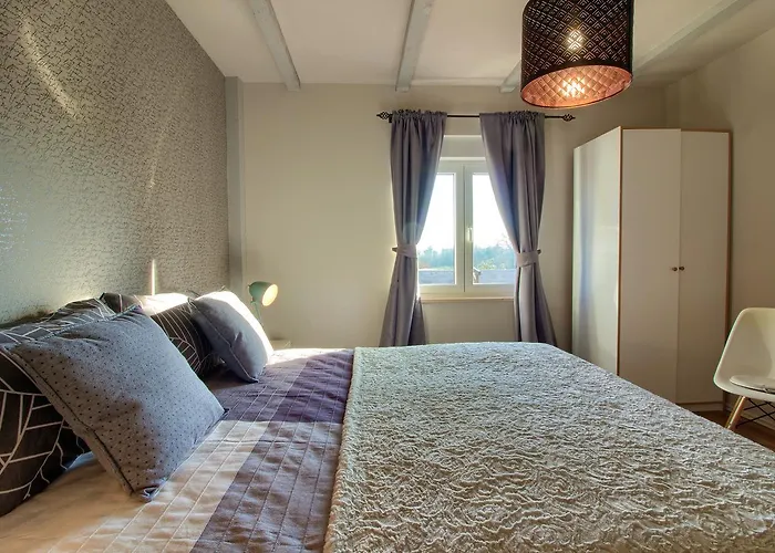 Stylish & Luxury Villa With Pool, Biliard, Extra Pool Heating Available - Wiibuk