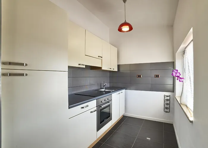 Villa Stylish & Luxury Villa With Pool, Biliard, Extra Pool Heating Available - Wiibuk Pula